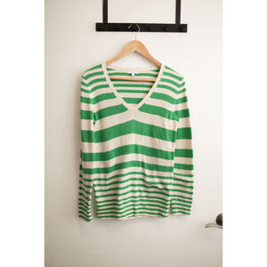 Women's Gap Green & Beige Striped V-Neck Sweater M